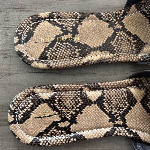 Tory Burch Two Tone Python Leather Eleanor Flat Slides - Picture 4 of 9